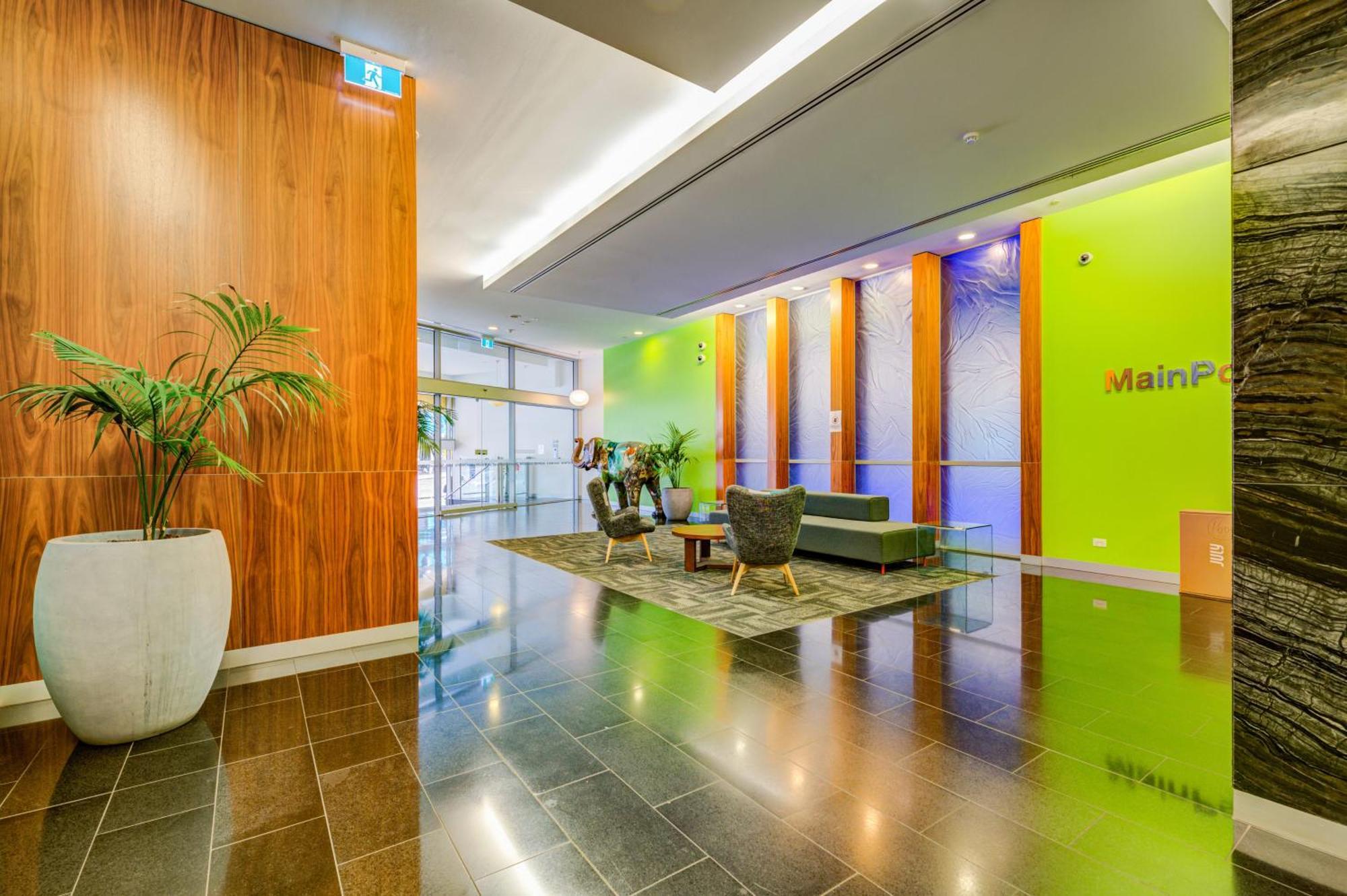 Mega Style Apartments Mainpoint メルボルン エクステリア 写真